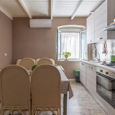 Simone Vacanze - Da Gina *